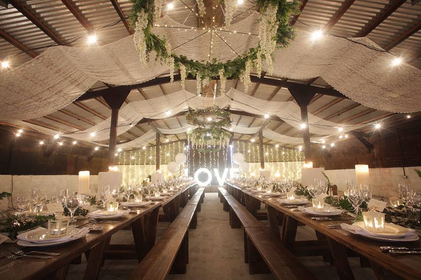 Crippets barn 2 Crippets barn wedding venue