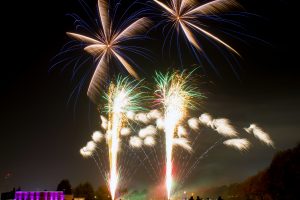 Fireworks Walls 6 Bonfire Display
